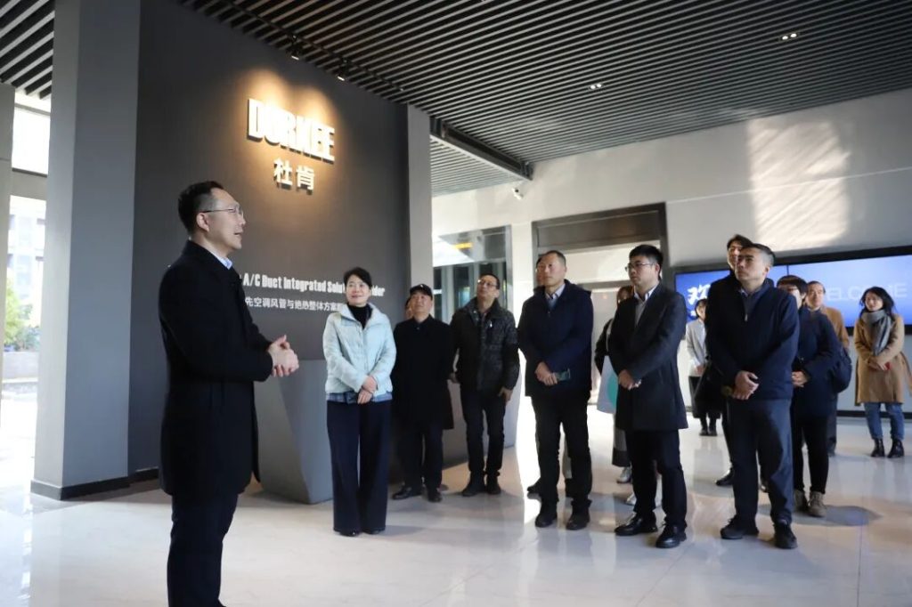 xc sports集团金海丰先生做解说